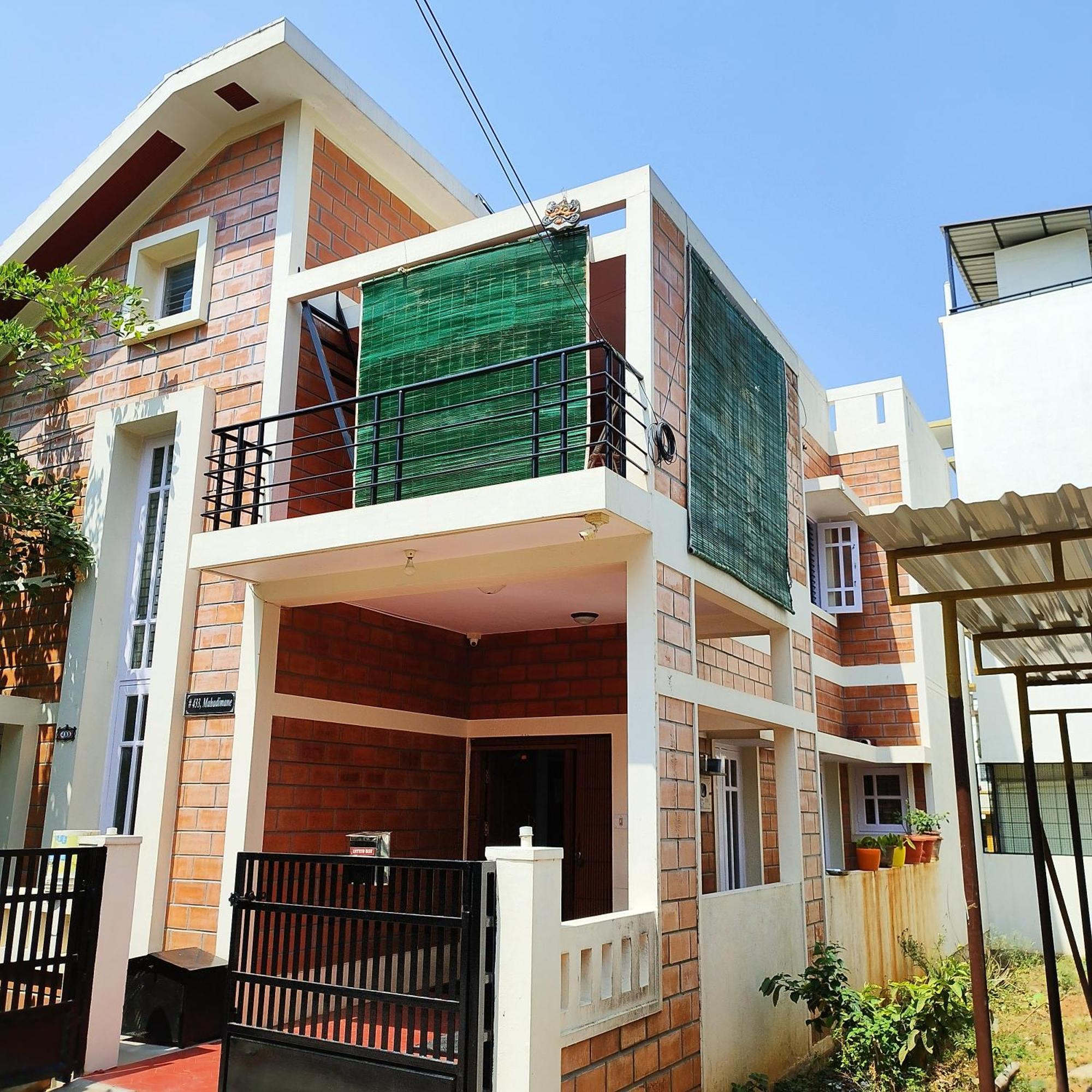 Mahadimane - Spacious House With 3 Bed Rooms Mysore Buitenkant foto