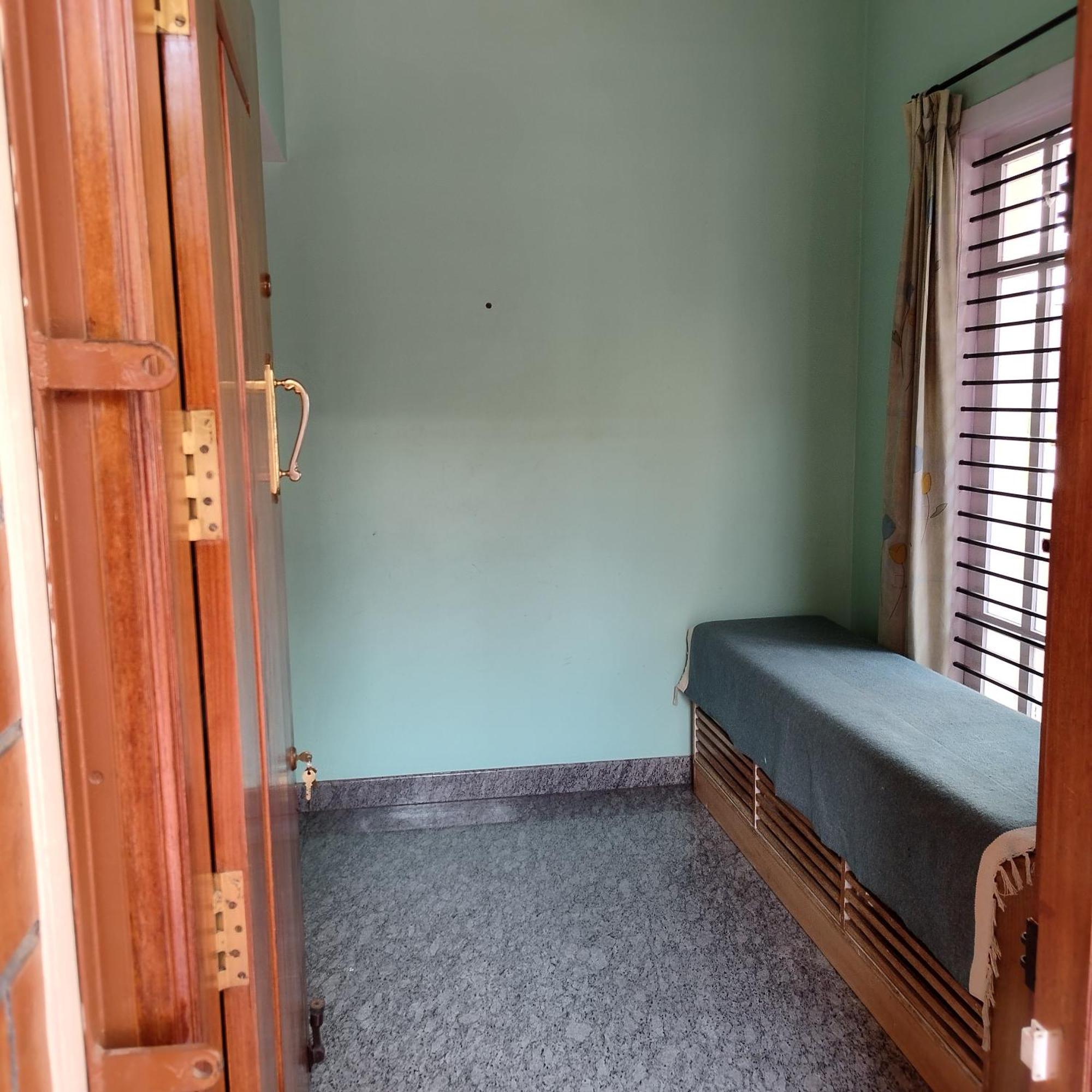 Mahadimane - Spacious House With 3 Bed Rooms Mysore Buitenkant foto