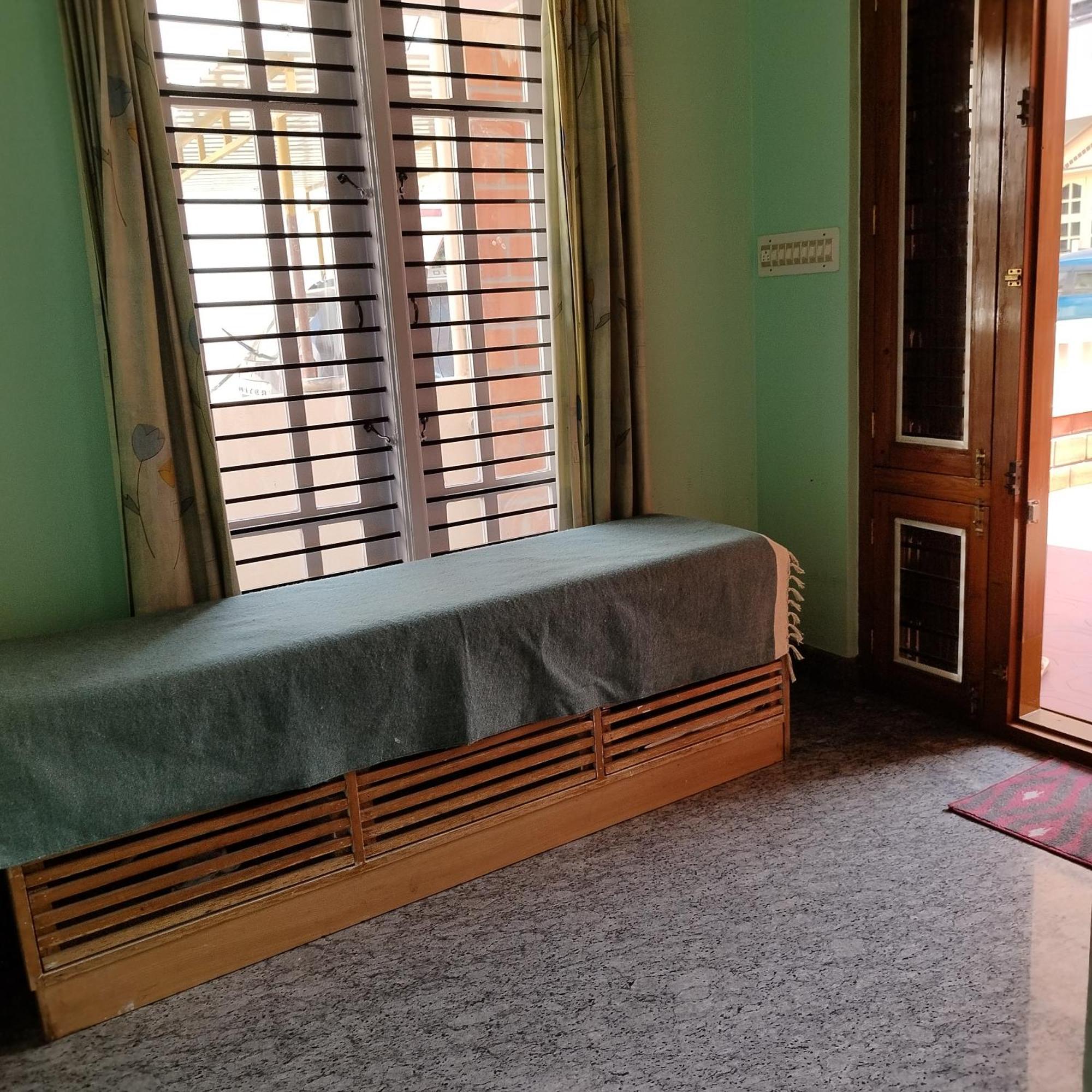 Mahadimane - Spacious House With 3 Bed Rooms Mysore Buitenkant foto